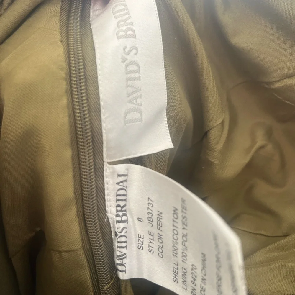 Elegant Olive Green Kids Dress- David’s Bridal size 8 - Picture 4 of 5